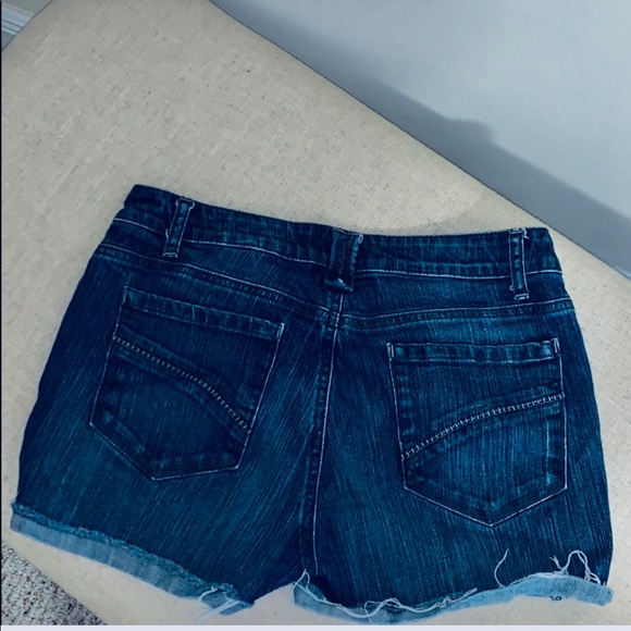 DKNY Jean shorts - Picture 2 of 4